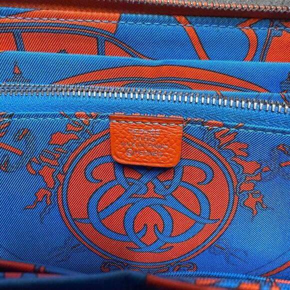Hermes Zippered Wallet Orange and Blue Designer Luxury - Picture 7 of 7